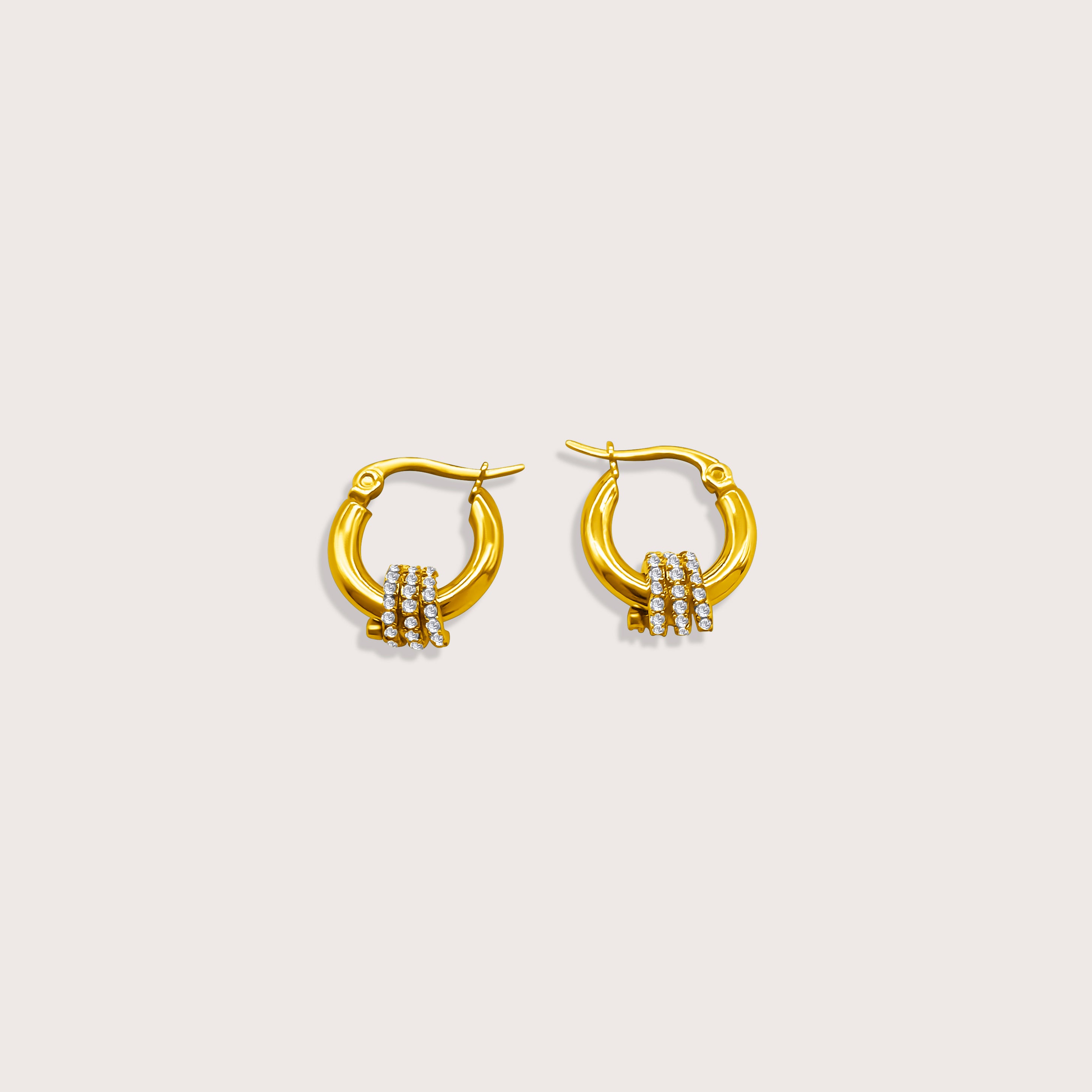 Luna Hoops in Gold White